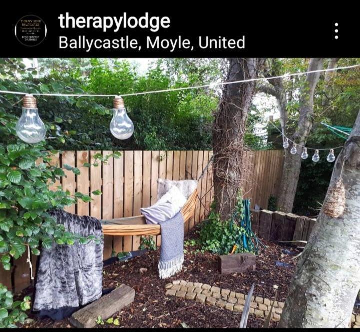 Therapy Lodge Ballycastle Ngoại thất bức ảnh